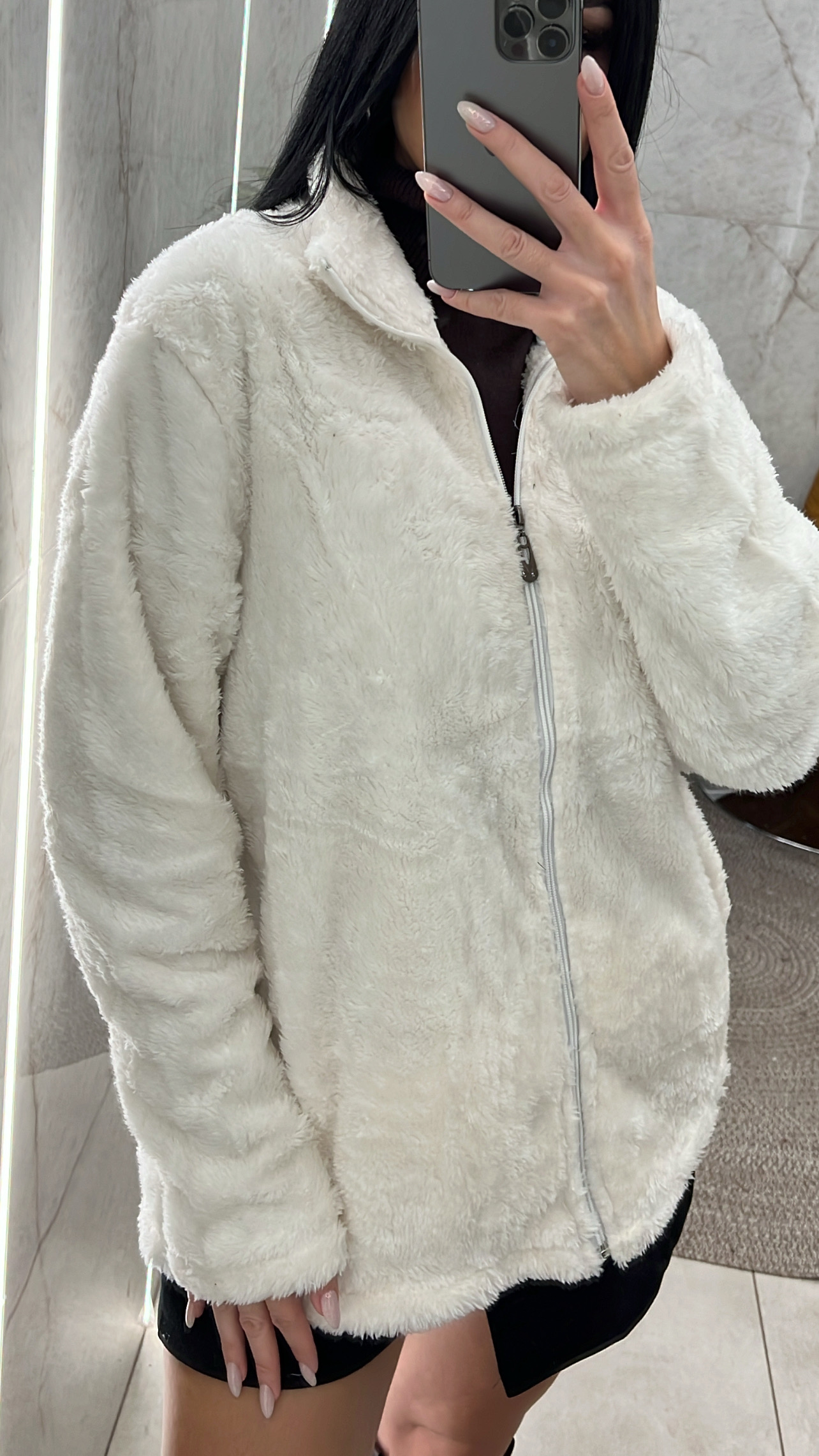 706D53EF-EB70-45F8-9523-0F5E70290D37