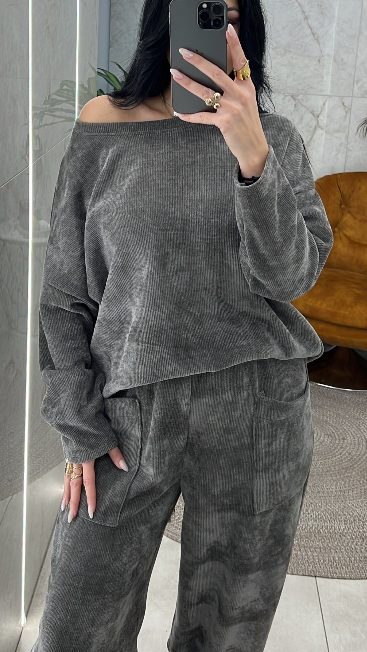 B9575540-48EB-4286-8837-949E9844F046