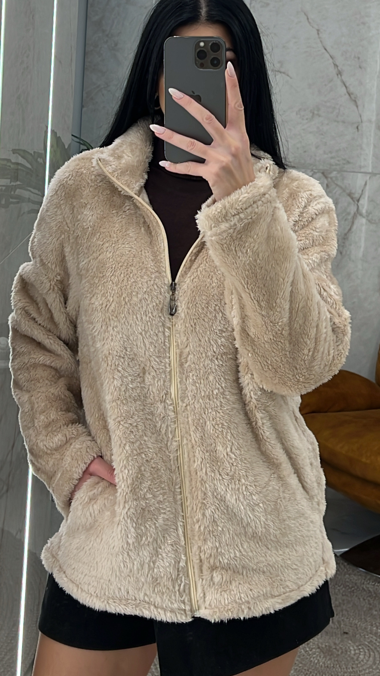 FEA934CC-83B6-4FE9-ADED-7429525DE318