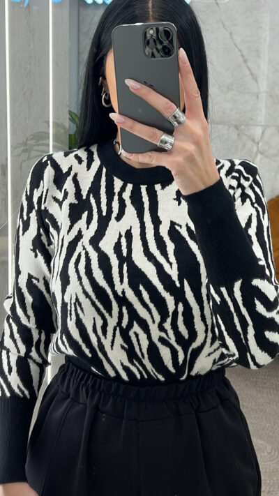 Μπλούζα πλεκτή ζέβρα /λευκό