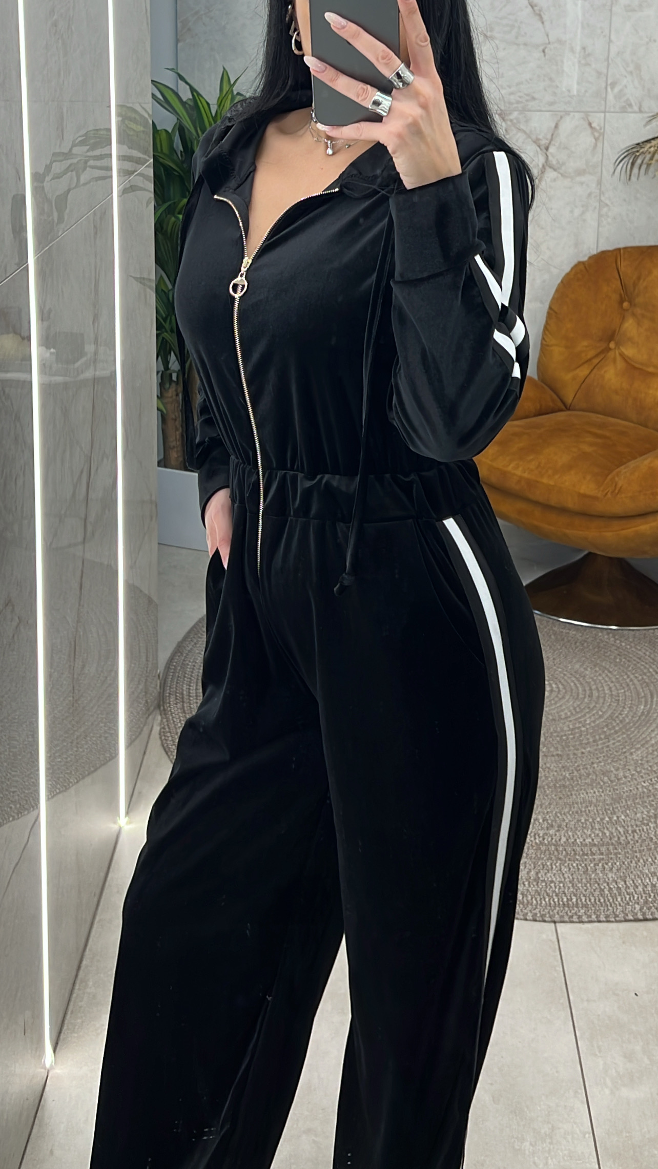 290CBA6D-0C1D-4933-80AA-1B64FC362848