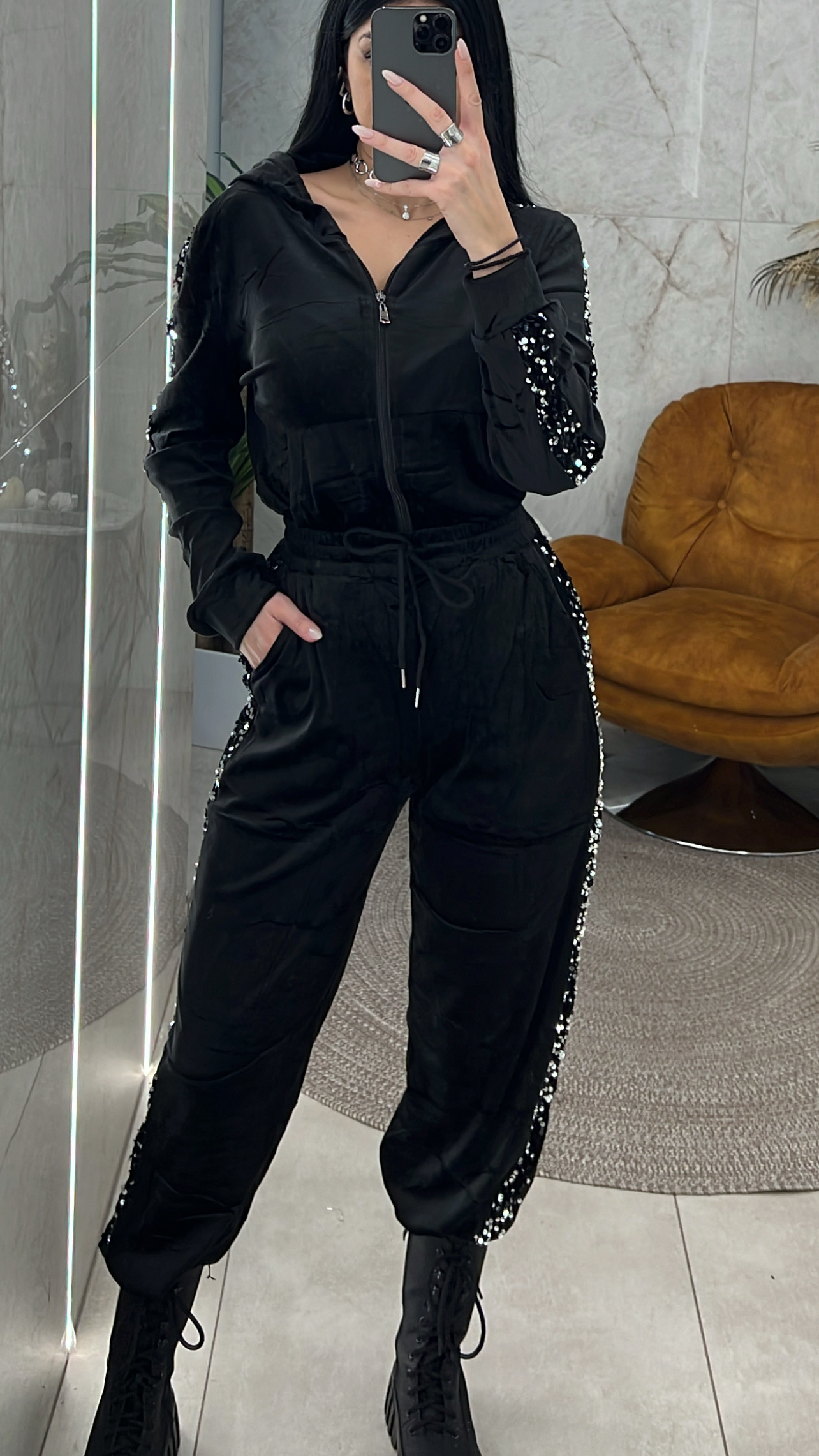 80F8ED68-9638-4772-A747-B575162D7389