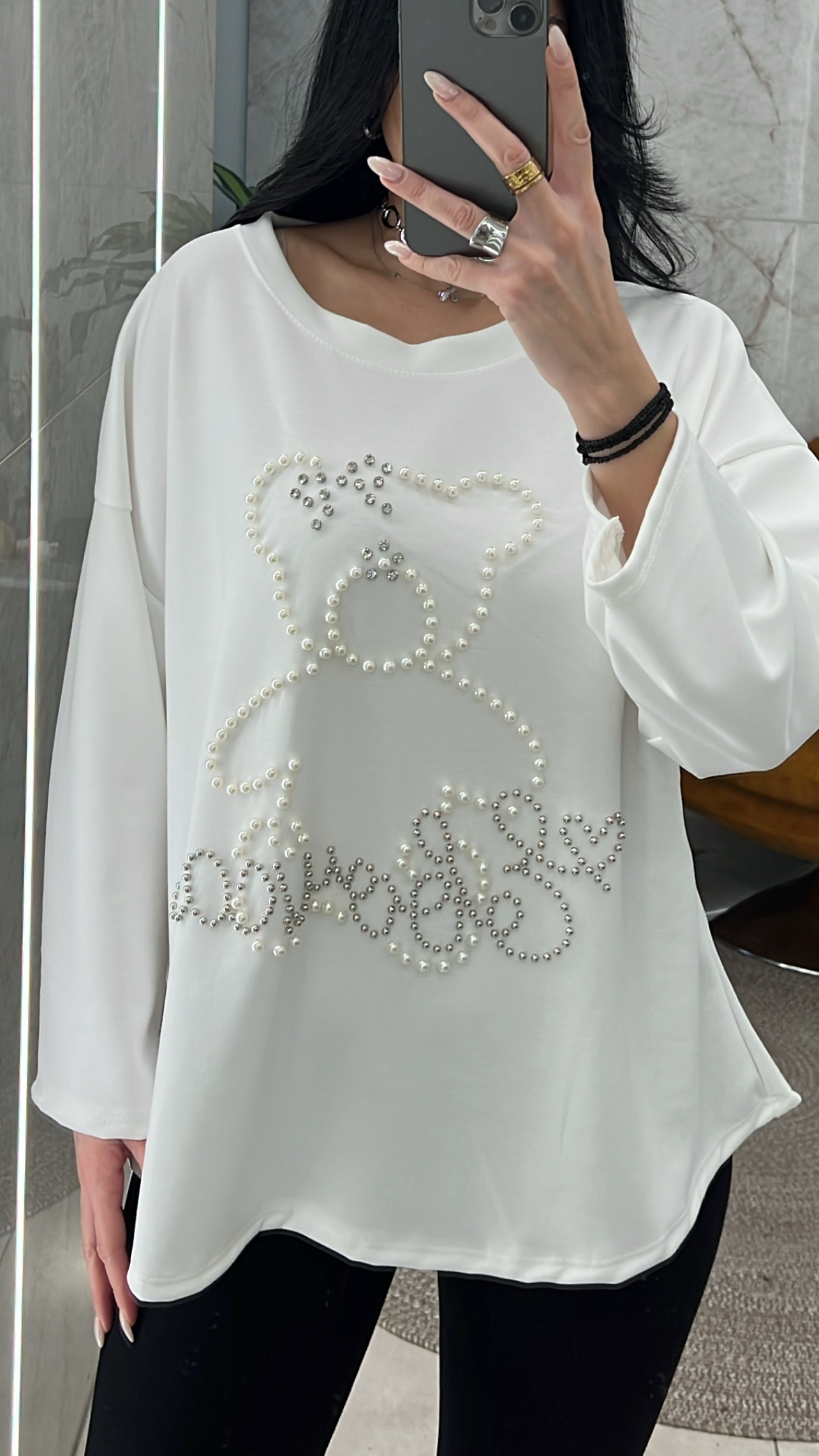 E5E86B96-E007-4E4F-B464-76BA293A5E3D