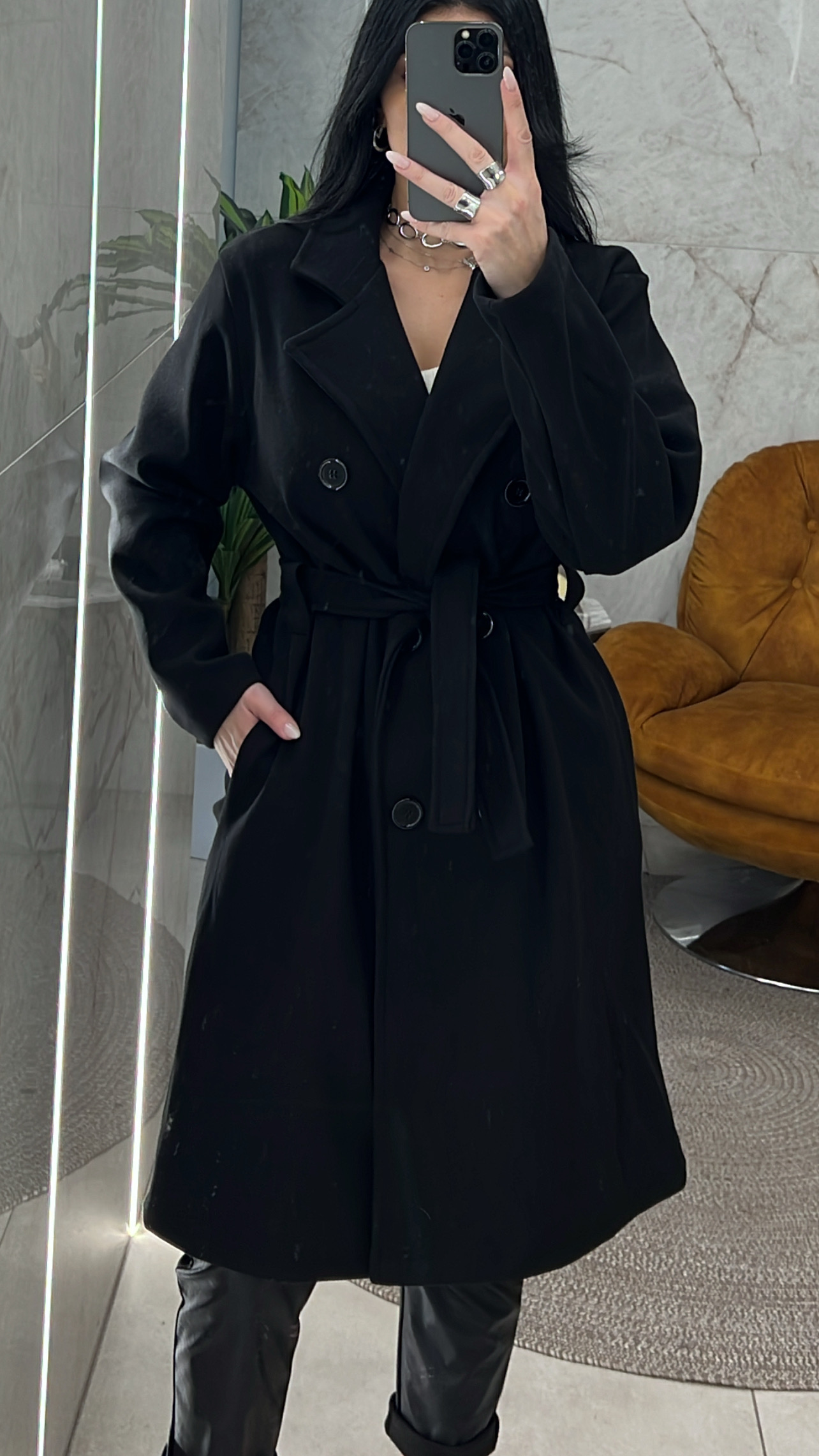 E6B3975C-4B30-4308-807A-8C3CCA54DA30