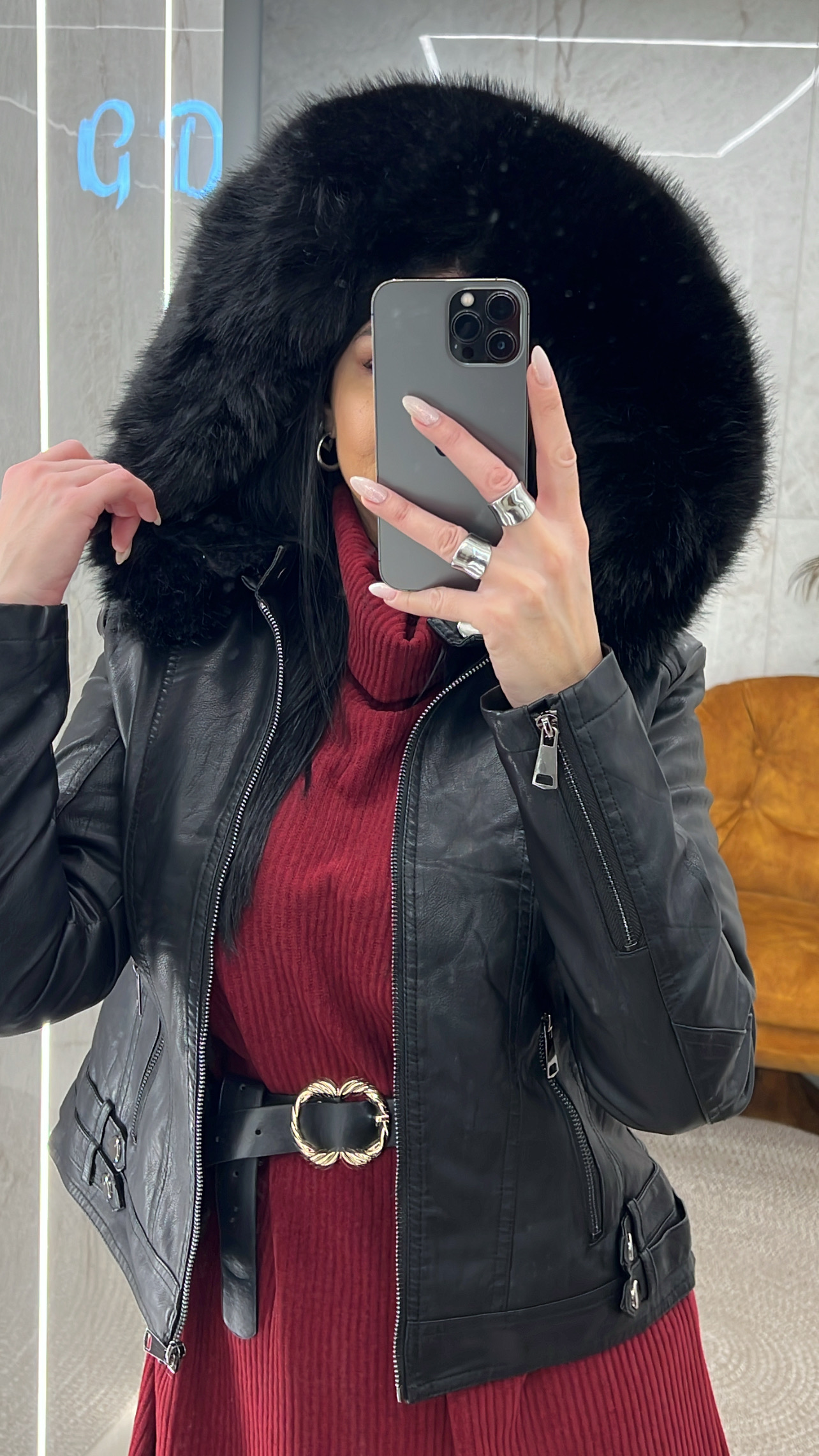 F3831AF6-5666-412E-935C-15150DCDBC7F