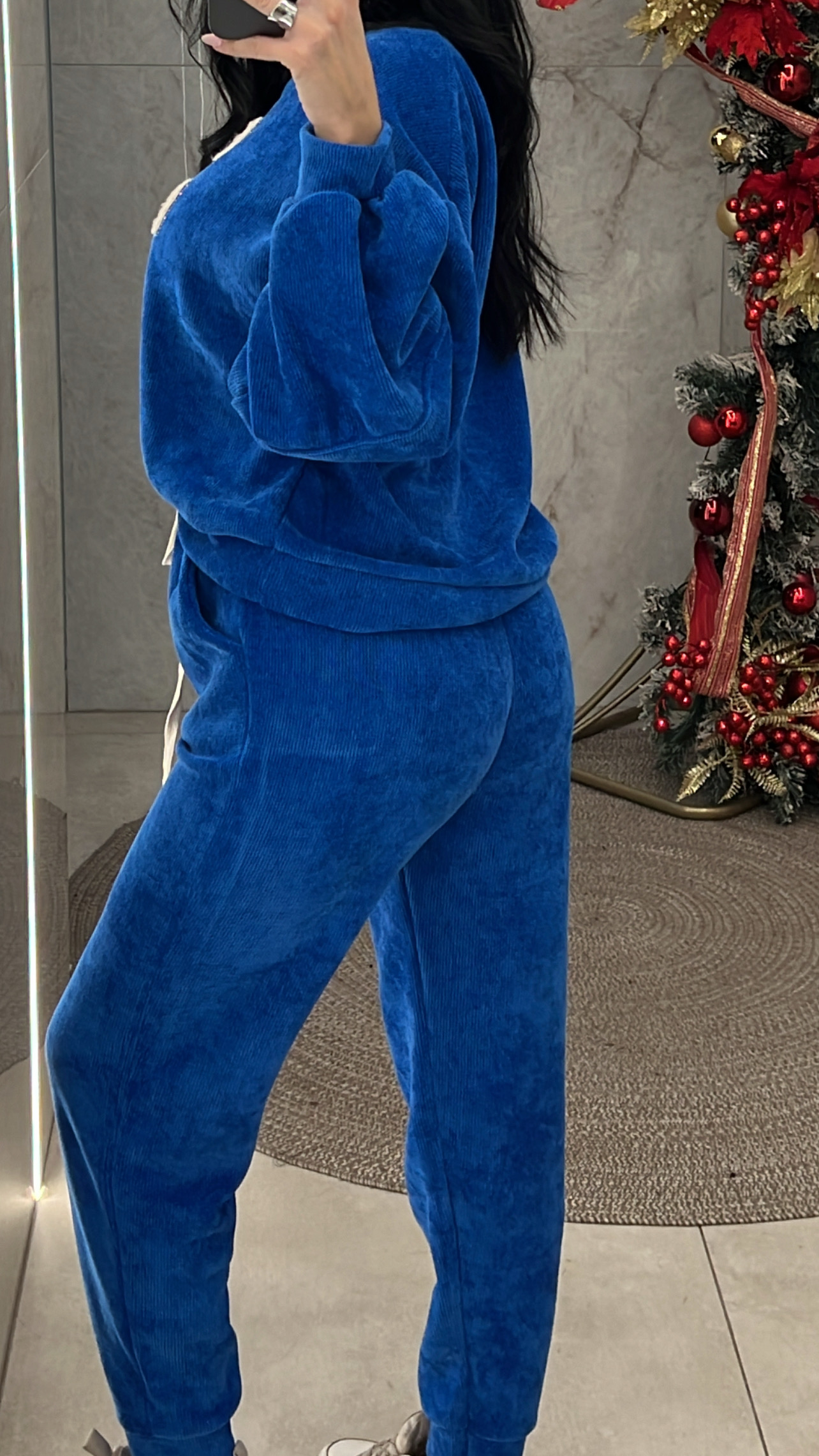 7DF6B6D4-7931-4BE4-A5F2-B7F37E62EE52 (1)