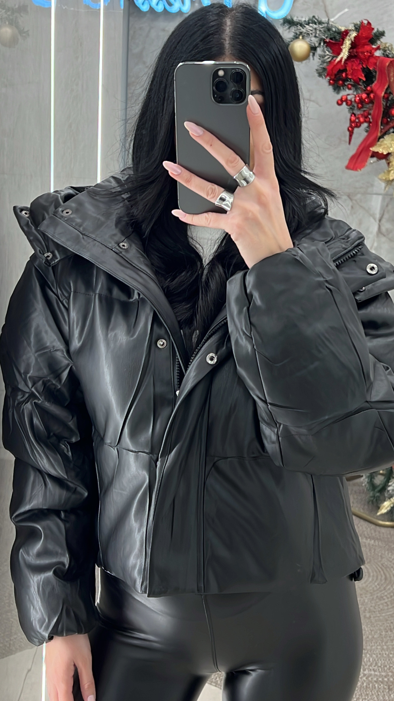 916B24F2-B221-42B0-8256-0A5C6512867E