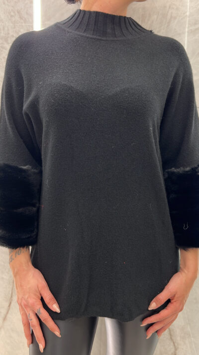 Μπλούζα πλεκτή με γούνινα μανίκια MS1039/Μαύρο