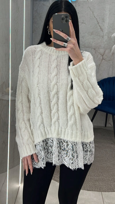 Πλεκτή μπλούζα με δαντέλα 33882/Λευκή