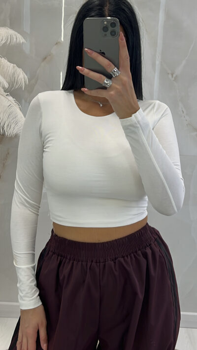&Mu;&pi;&lambda;&omicron;ύ&zeta;&alpha; &Epsilon;&lambda;&alpha;&sigma;&tau;&iota;&kappa;ή Cropped/&Lambda;&epsilon;&upsilon;&kappa;ό